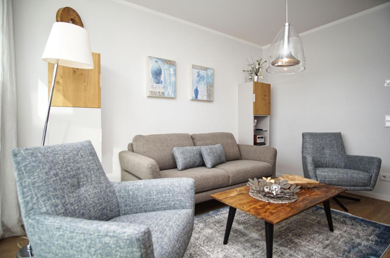 Zentrale Fewo Mit Terrasse, Gratis Nutzung Vom Ahoi Erlebnisbad Und Sauna In Sellin - Villa Anni Fewo 02 Goehren  Zewnętrze zdjęcie